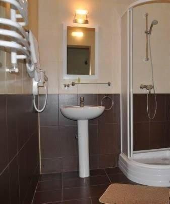 Hotel 100 Metriv Vid Vytyagu Bukovel Habitación foto